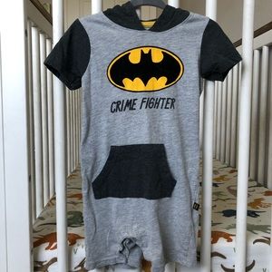 *3 FOR $15* BATMAN romper onesie w/ hood - boys18M